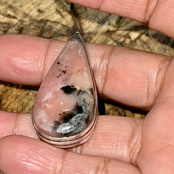 Teardrop Pink Peruvian Opal Ring Size 7 - Picture 8 of 9